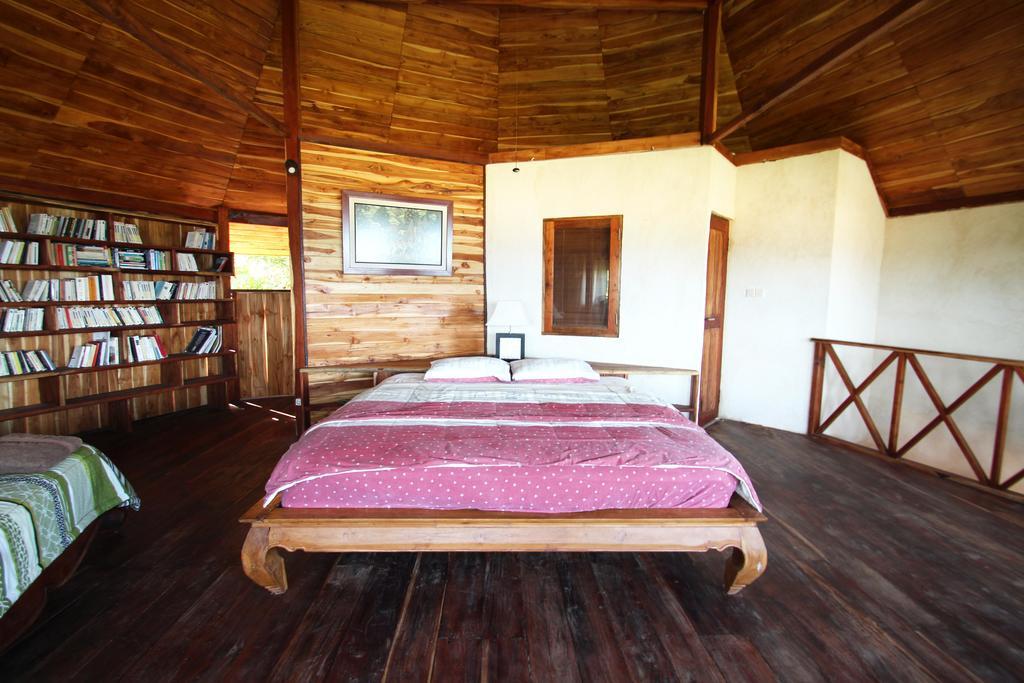 Hotel Boa Hill Surf House Nembrala Exterior foto